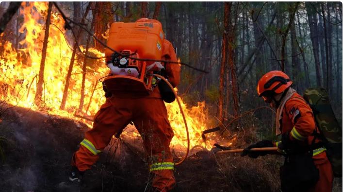 力量前置高?；痣U(xiǎn)區(qū)，打好防范化解重大安全風(fēng)險(xiǎn)主動(dòng)仗